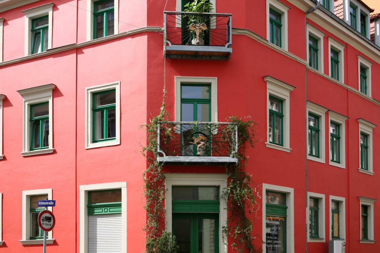 Uebernachtenindresden Exteriör bild